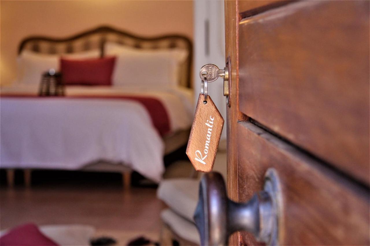 Liotrivi Historical Mansion And Boutique Hotel 모넴바시아 객실 사진